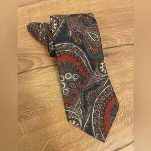 Oscar de la Renta Mens Necktie 100% Silk Blue Orange Paisley Baroque Style Tie